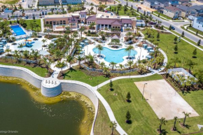 Gorgeous Four Bedroom w/ Pool Solara 1551